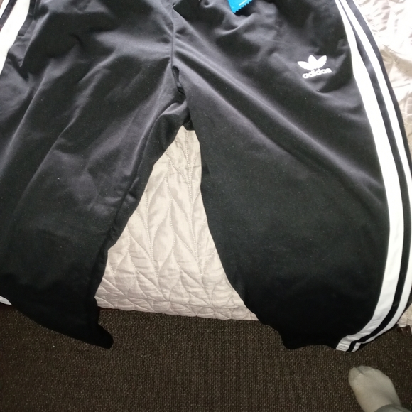 adidas - Picture 7 of 7